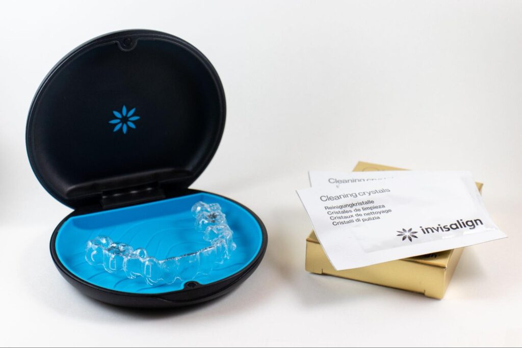 Understanding the Benefits of Invisalign for a Straight Smile